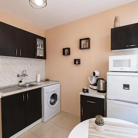 Point 2 Apartment